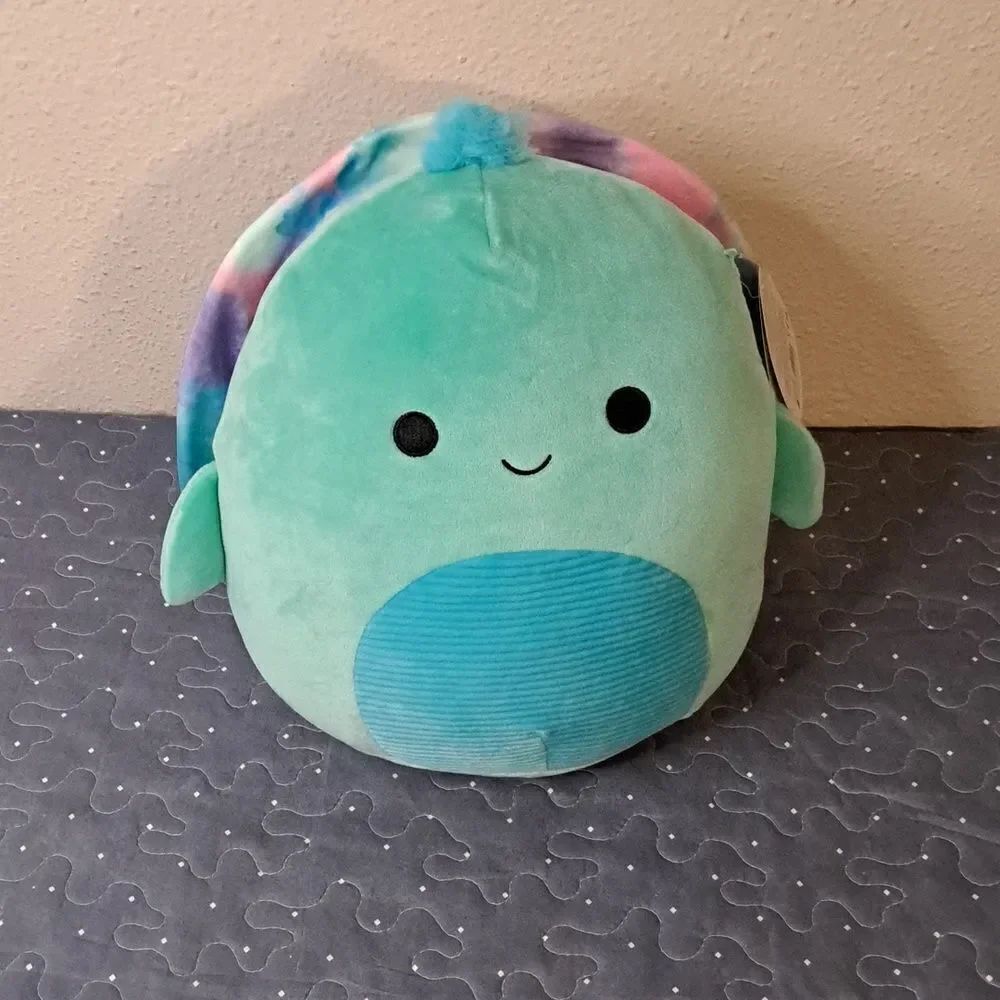 Cascade 11 inch Squishmallow - new